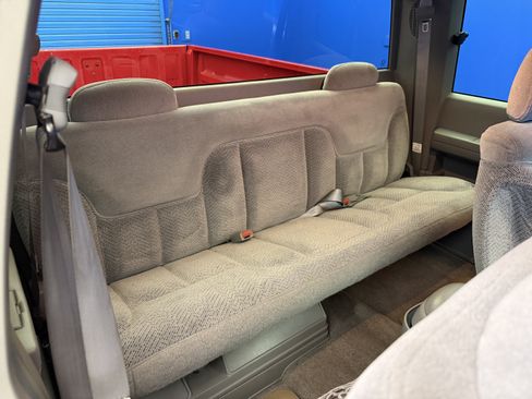 Used 1998 Chevrolet Silverado 1500 4x4 Extended Cab w/ Preferred Equipment Group 2 image 23