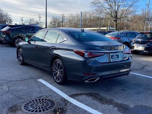 Certified 2024 Lexus ES 350 w/ Premium Package image 7