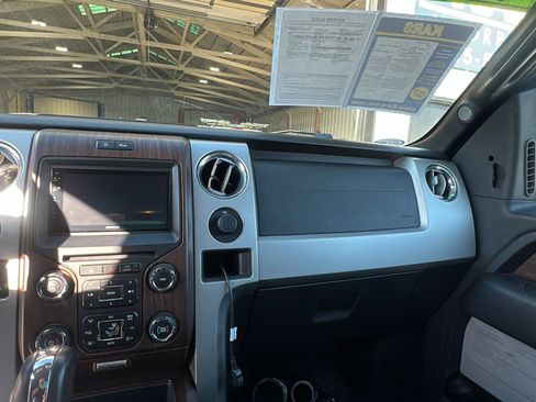 Used 2014 Ford F150 Lariat w/ Lariat Chrome Package image 13