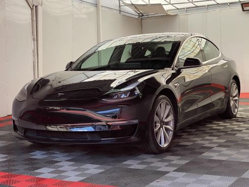 Used 2019 Tesla Model 3 Performance image 3