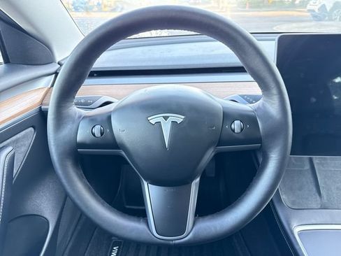Used 2022 Tesla Model 3 Long Range AWD/4WD image 19