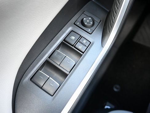 New 2025 Toyota RAV4 Limited image 27