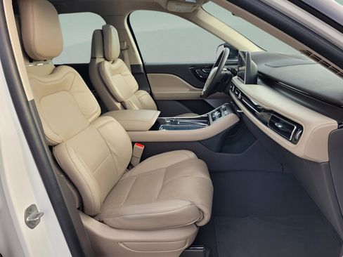 Used 2022 Lincoln Aviator Grand Touring w/ Equipment Group 301A image 21