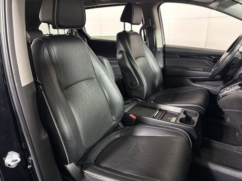 Used 2023 Honda Odyssey Elite image 15