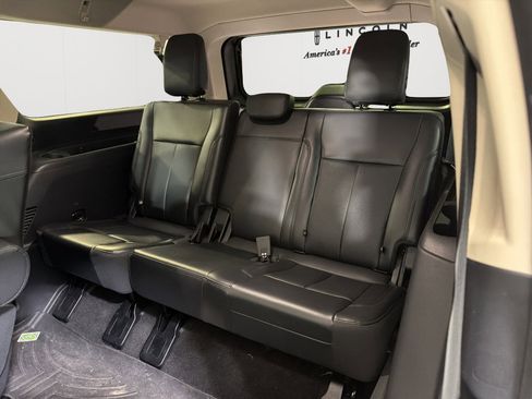 Used 2022 Ford Expedition Max XLT RWD image 12