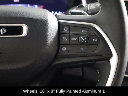 Used 2023 Jeep Grand Cherokee Altitude AWD/4WD image 24