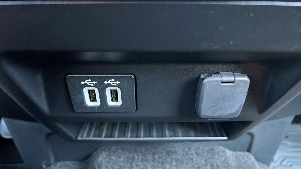 Used 2019 Ford F150 XL w/ Equipment Group 101A Mid AWD/4WD image 23