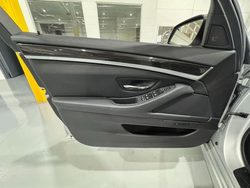 Used 2011 BMW 535i xDrive Sedan image 33