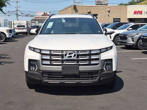 Used 2025 Hyundai Santa Cruz SEL FWD image 2