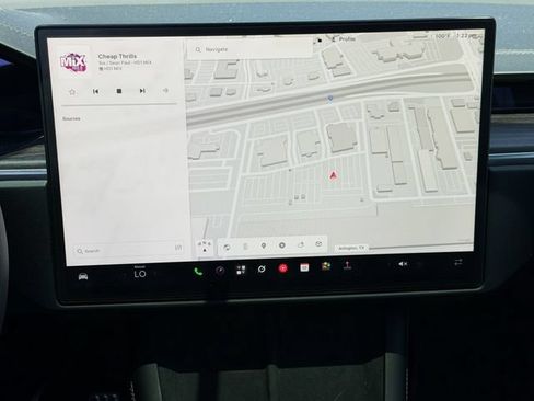 Used 2023 Tesla Model X AWD/4WD image 17