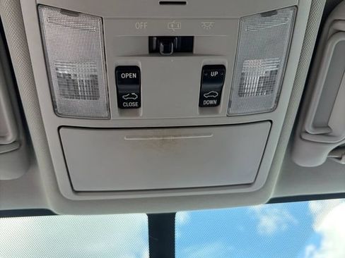 Used 2016 Toyota RAV4 XLE FWD image 23