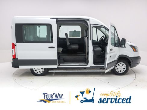 Used 2017 Ford Transit 150 XL RWD image 4