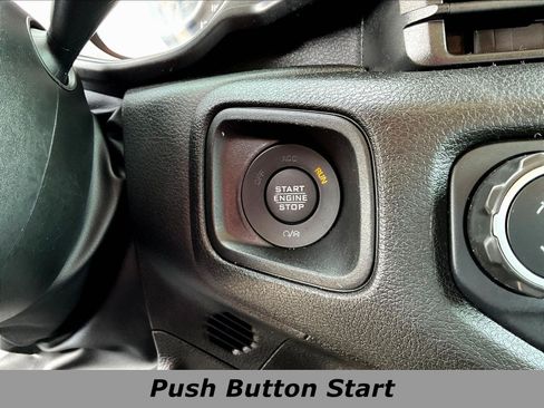 Used 2025 Jeep Wrangler Unlimited Sport AWD/4WD image 16