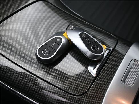 Used 2023 Mercedes-Benz C 300 C 300 image 8