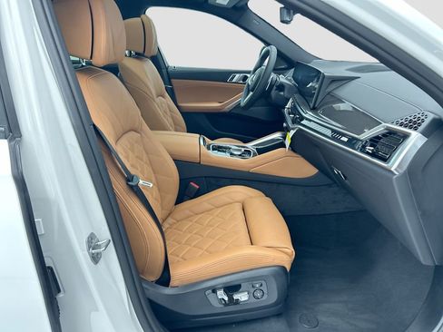 New 2026 BMW X6 M60i AWD/4WD image 19