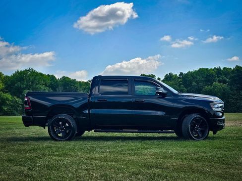 Used 2020 RAM 1500 Big Horn AWD/4WD image 2
