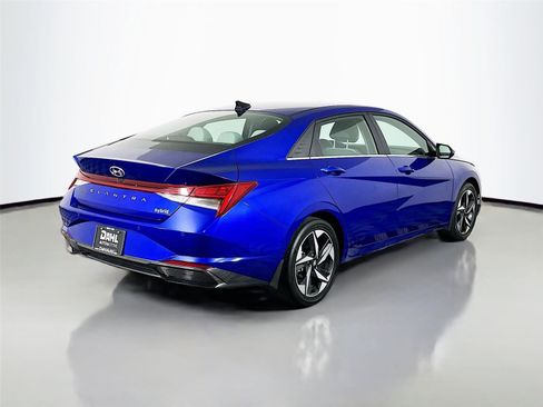 Used 2023 Hyundai Elantra Limited FWD image 13