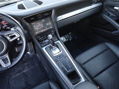 Used 2017 Porsche 911 Carrera image 32