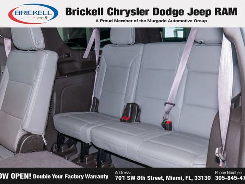 Used 2024 GMC Yukon XL SLT RWD image 18