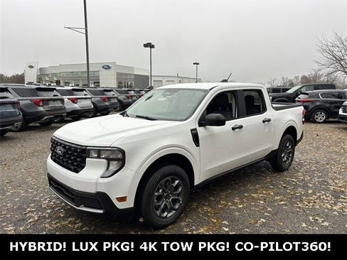 New 2025 Ford Maverick XLT w/ Equipment Group 301A image 35