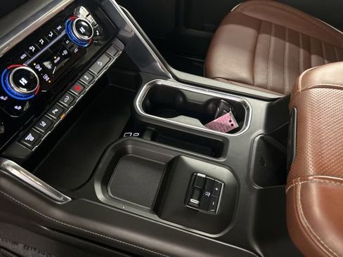 Used 2024 GMC Sierra 2500 Denali Ultimate w/ Snow Plow Prep/Camper Package image 23