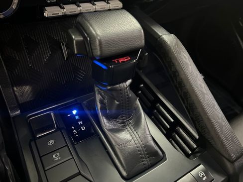 Used 2025 Toyota Tacoma TRD Sport image 24