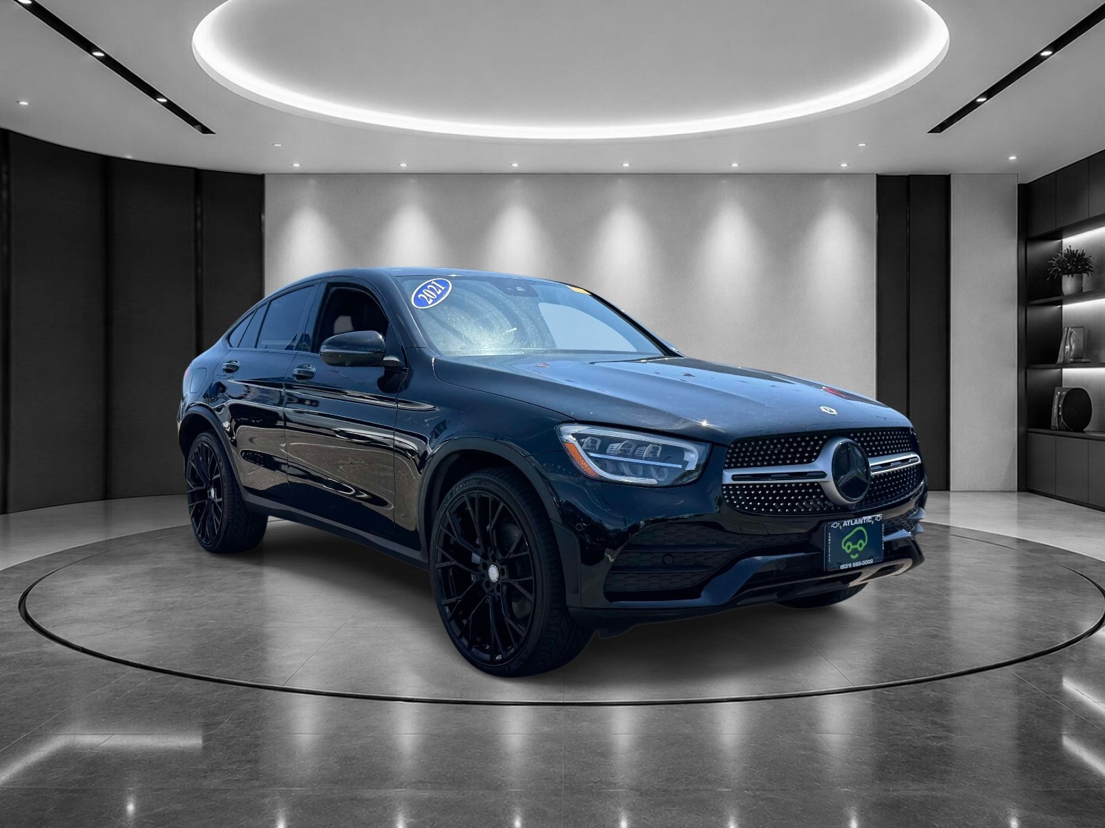 Used 2021 Mercedes-Benz GLC 300 4MATIC Coupe image 2