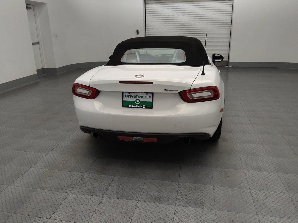 Used 2017 FIAT 124 Spider Lusso RWD image 7