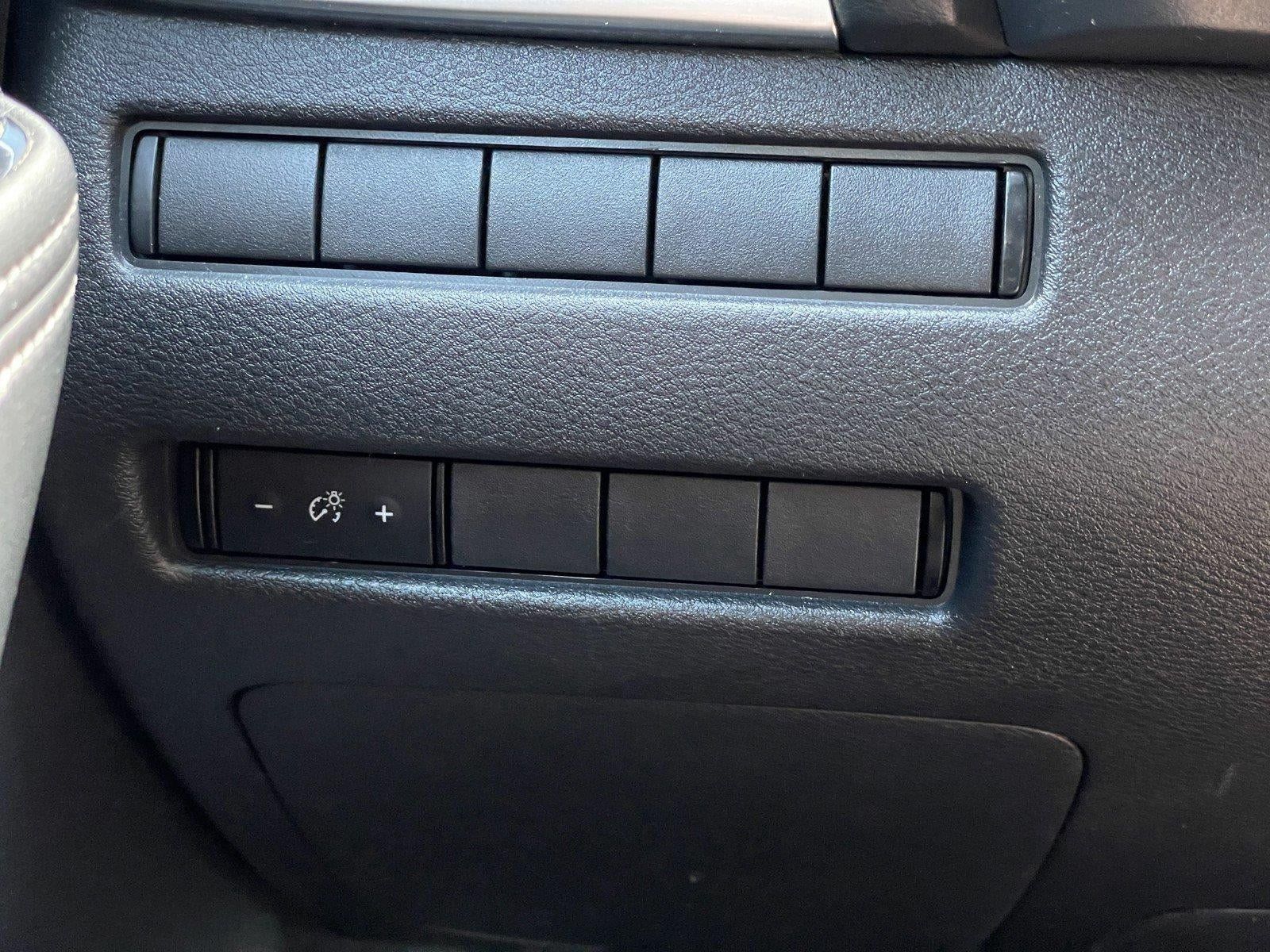 Used 2021 Nissan Rogue S FWD image 32