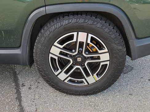 Used 2023 Rivian R1S Launch Edition AWD/4WD image 29