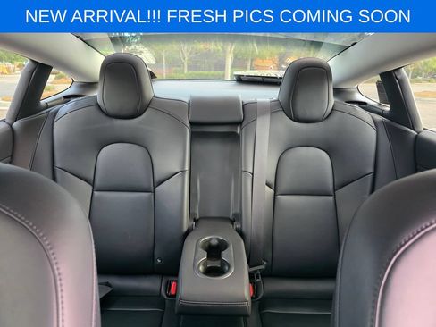 Used 2018 Tesla Model 3 Mid Range RWD image 13