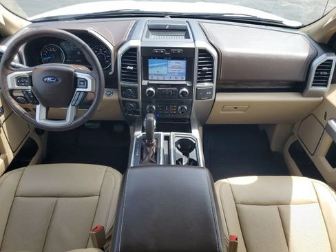 Used 2019 Ford F150 Lariat w/ Equipment Group 502A Luxury AWD/4WD image 13