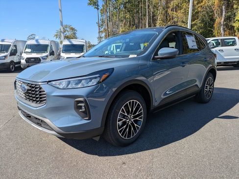 New 2026 Ford Escape SE image 8