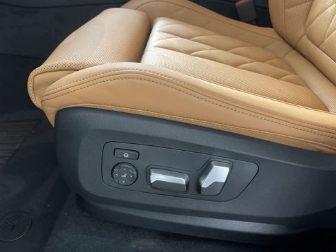 Certified 2024 BMW X5 xDrive40i w/ Parking Assistance Package image 10