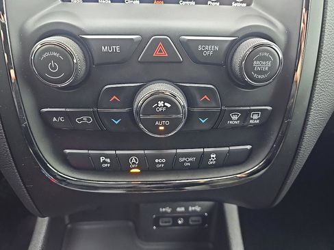 Used 2020 Dodge Durango GT image 25