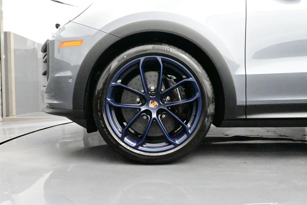 Certified 2026 Porsche Cayenne Turbo GT AWD/4WD image 6