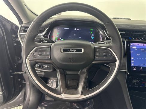 Certified 2022 Jeep Grand Cherokee Limited 4xe w/ Luxury Tech Group II image 25