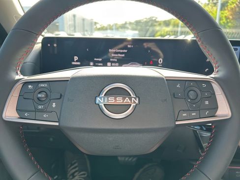 New 2026 Nissan Sentra SR w/ Floor Mat Package FWD image 22