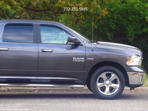 Used 2018 RAM 1500 Big Horn image 18