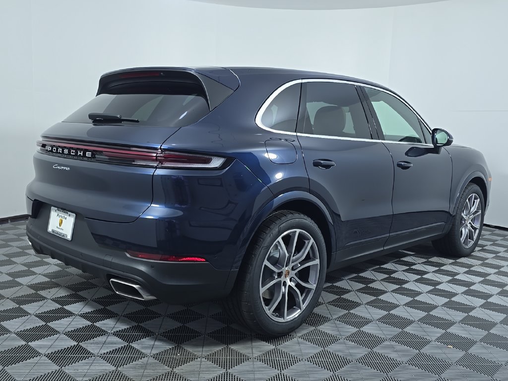 Certified 2026 Porsche Cayenne AWD/4WD image 7