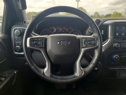 Used 2019 Chevrolet Silverado 1500 LT Trail Boss w/ Convenience Package AWD/4WD image 12
