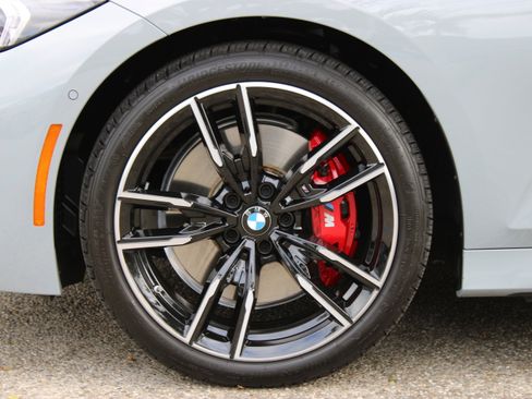 Used 2024 BMW M340i w/ Premium Package image 11