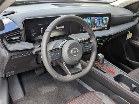 New 2026 Nissan Kicks SR FWD image 3