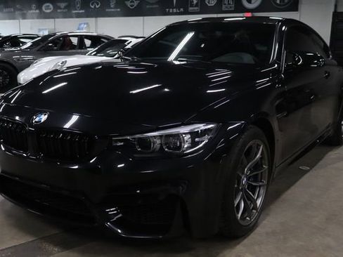 Used 2018 BMW M4 Coupe RWD image 1