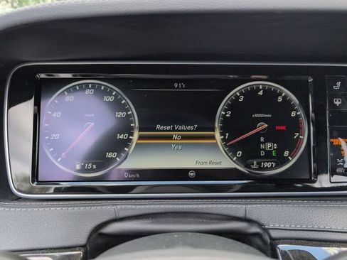 Used 2015 Mercedes-Benz S 550 Sedan image 13