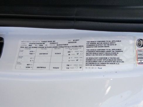 Used 2017 Ford F550 2WD Regular Cab Super Duty image 45