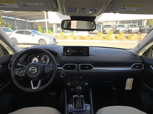 New 2025 MAZDA CX-5 AWD 2.5 S w/ Preferred Package image 6