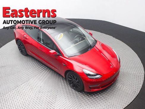 Used 2022 Tesla Model 3 Long Range AWD/4WD image 3