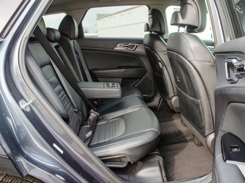 Used 2023 Kia Sportage SX FWD image 32