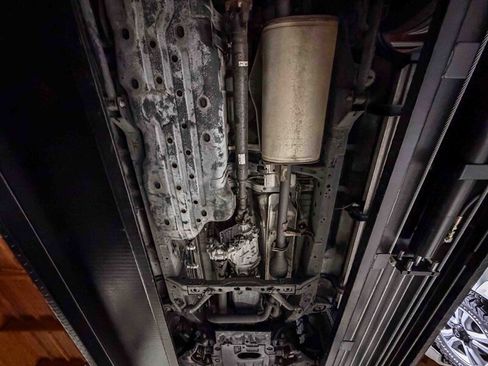 Used 2003 Lexus GX 470 image 34